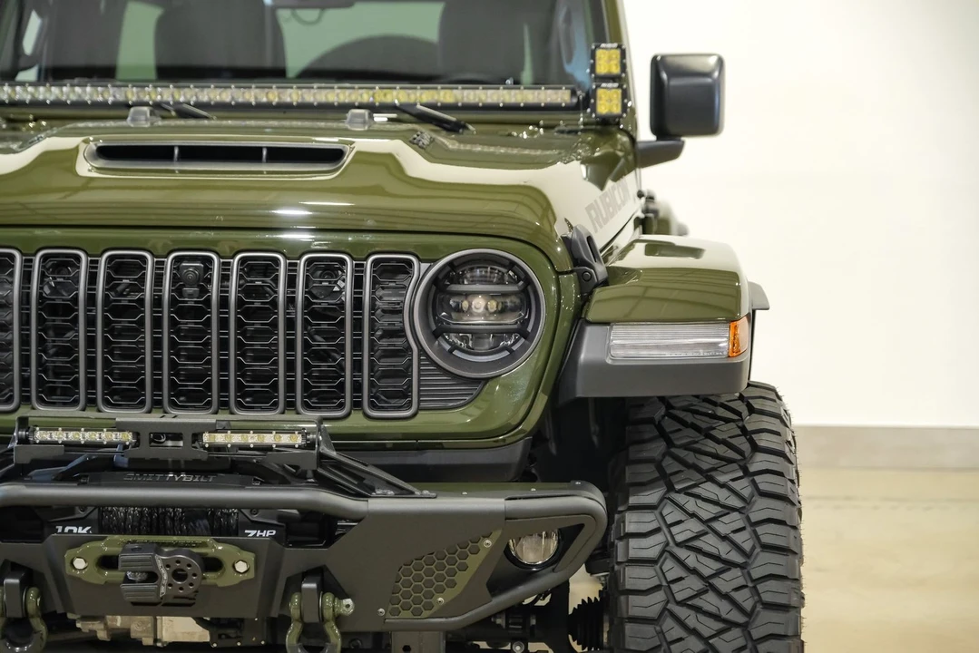 2024 Jeep JL Wrangler - Image 4 of 12