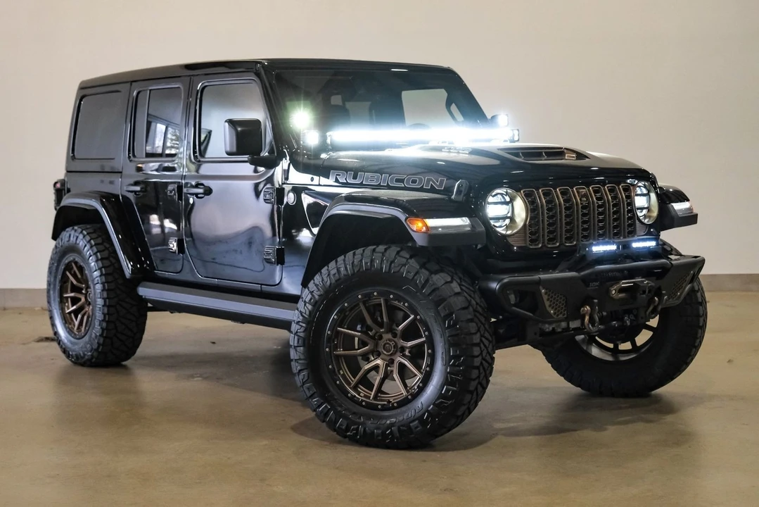 2024 Jeep JL Wrangler - Image 9 of 12