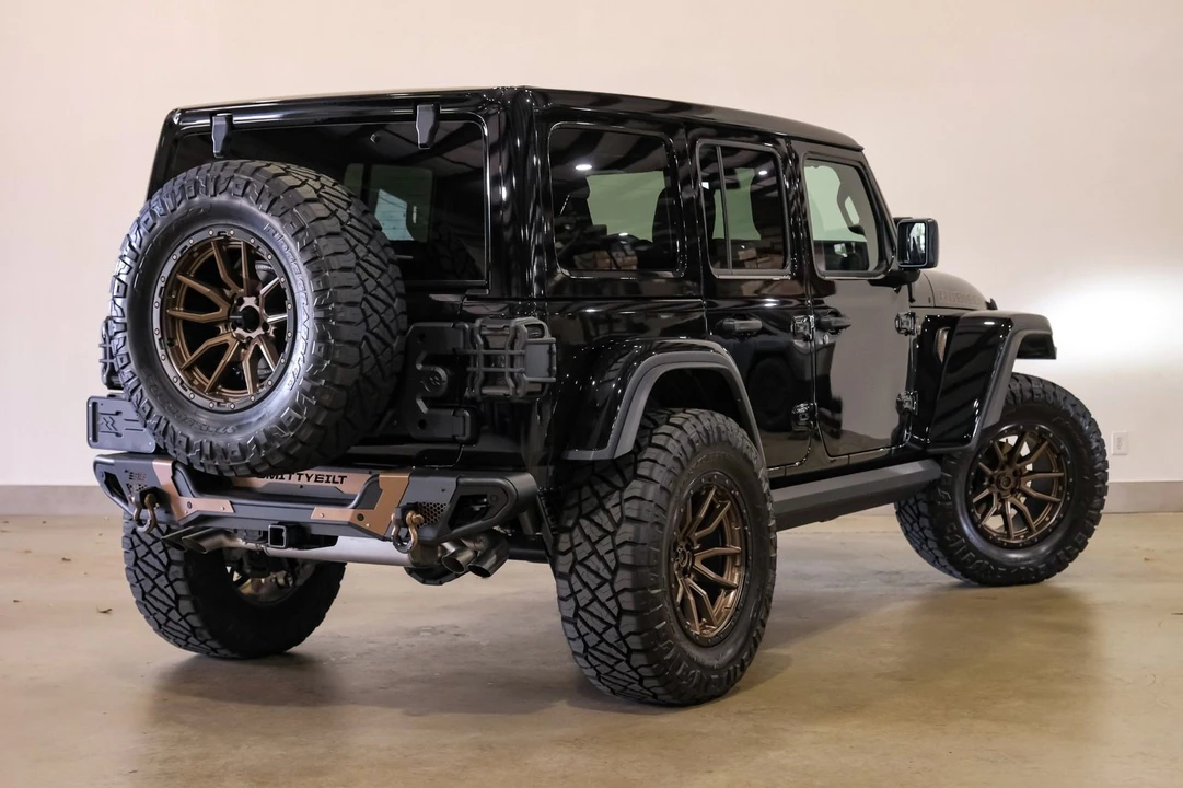 2024 Jeep JL Wrangler - Image 8 of 12