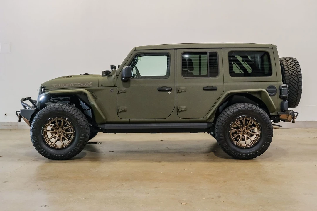 2024 Jeep JL Wrangler - Image 6 of 12