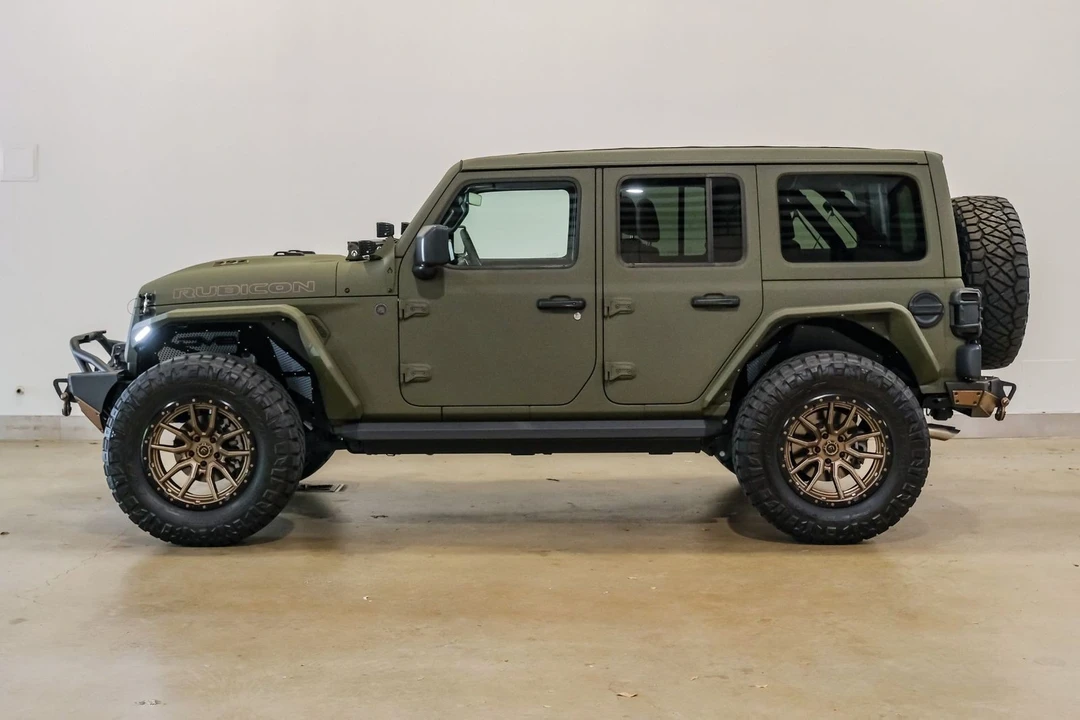 2024 Jeep JL Wrangler - Image 6 of 12
