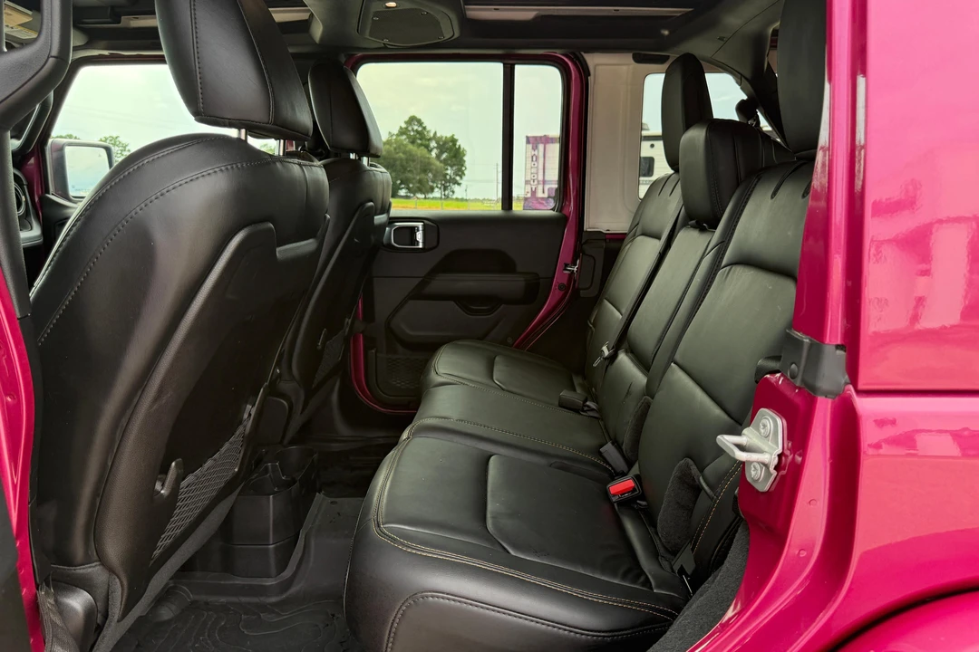 2024 Jeep JL Wrangler - Image 25 of 31