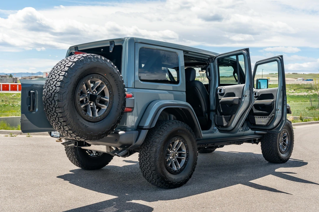 2024 Jeep JL Wrangler - Image 13 of 31