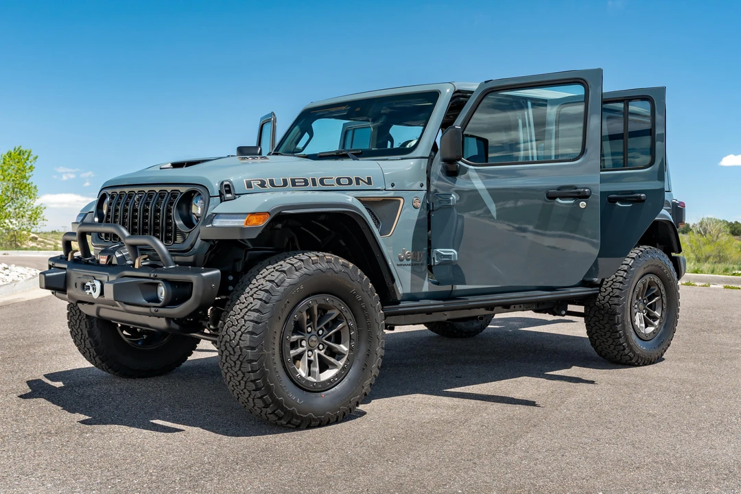 2024 Jeep JL Wrangler - Image 10 of 31