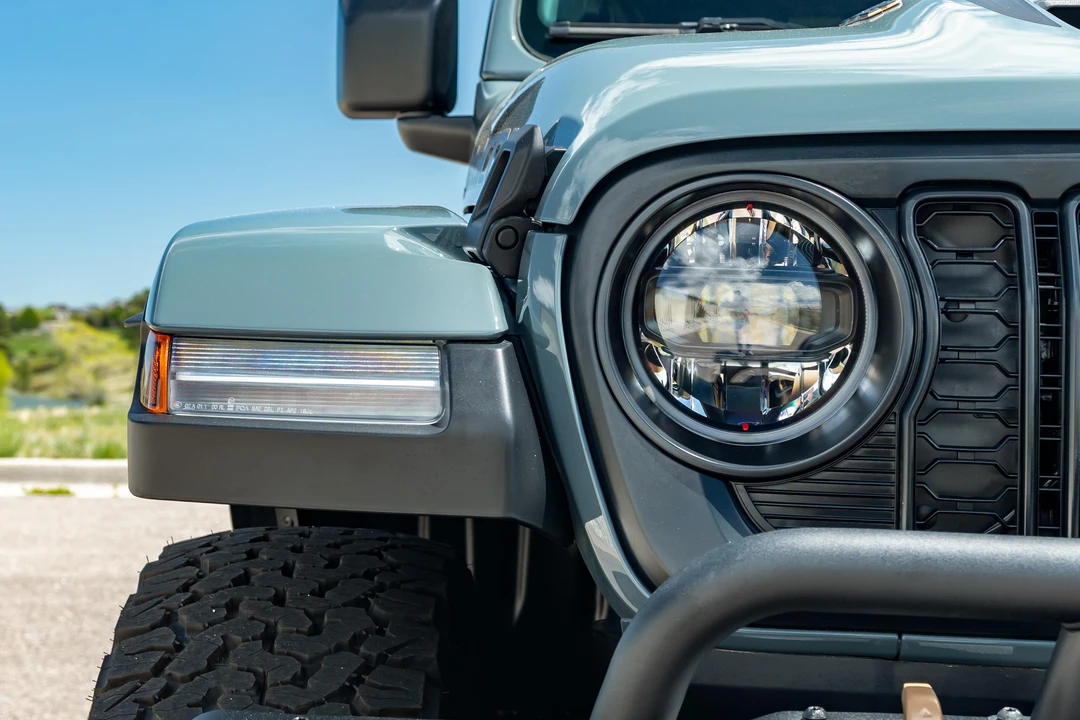 2024 Jeep JL Wrangler - Image 16 of 31