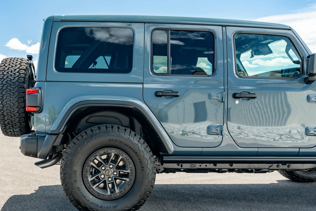 2024 Jeep JL Wrangler - Image 30 of 31
