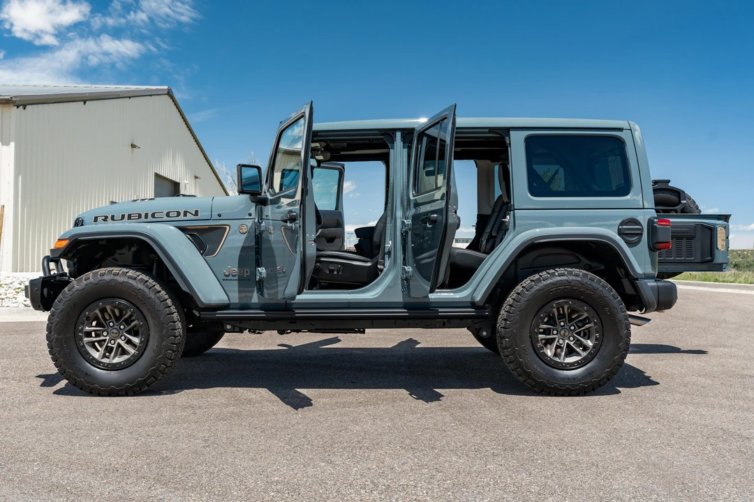 2024 Jeep JL Wrangler - Image 11 of 31