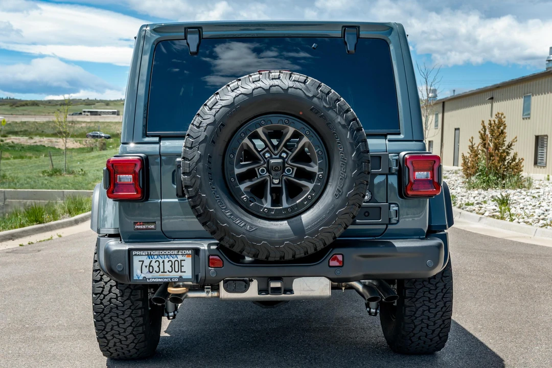2024 Jeep JL Wrangler - Image 5 of 31