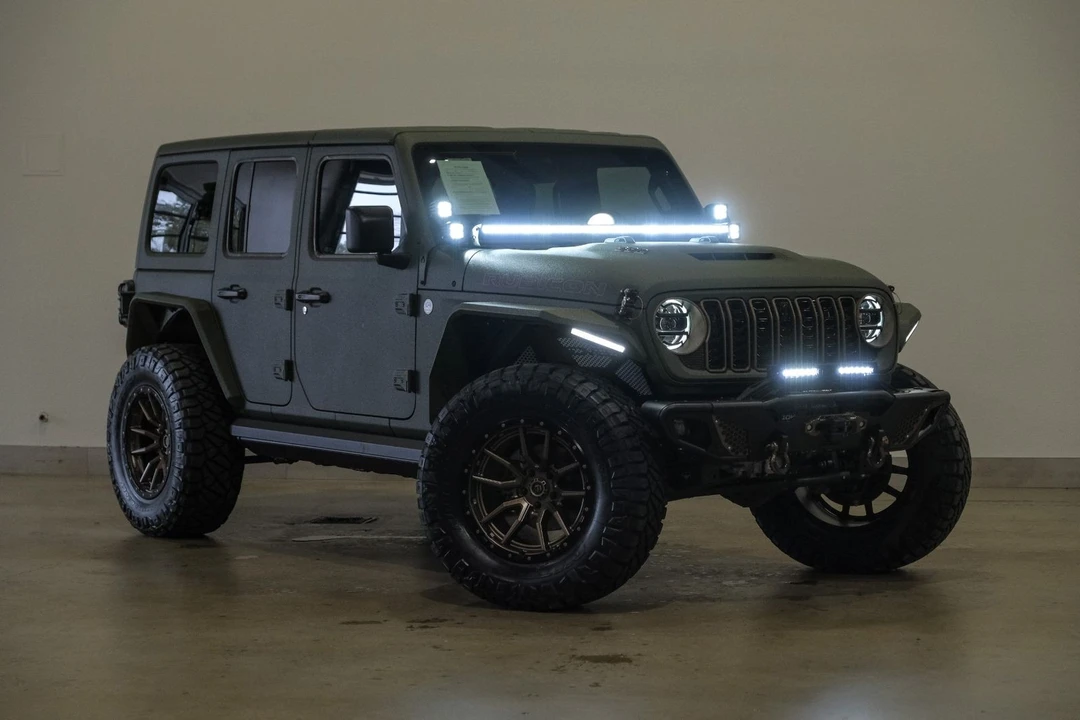2024 Jeep JL Wrangler - Image 3 of 12