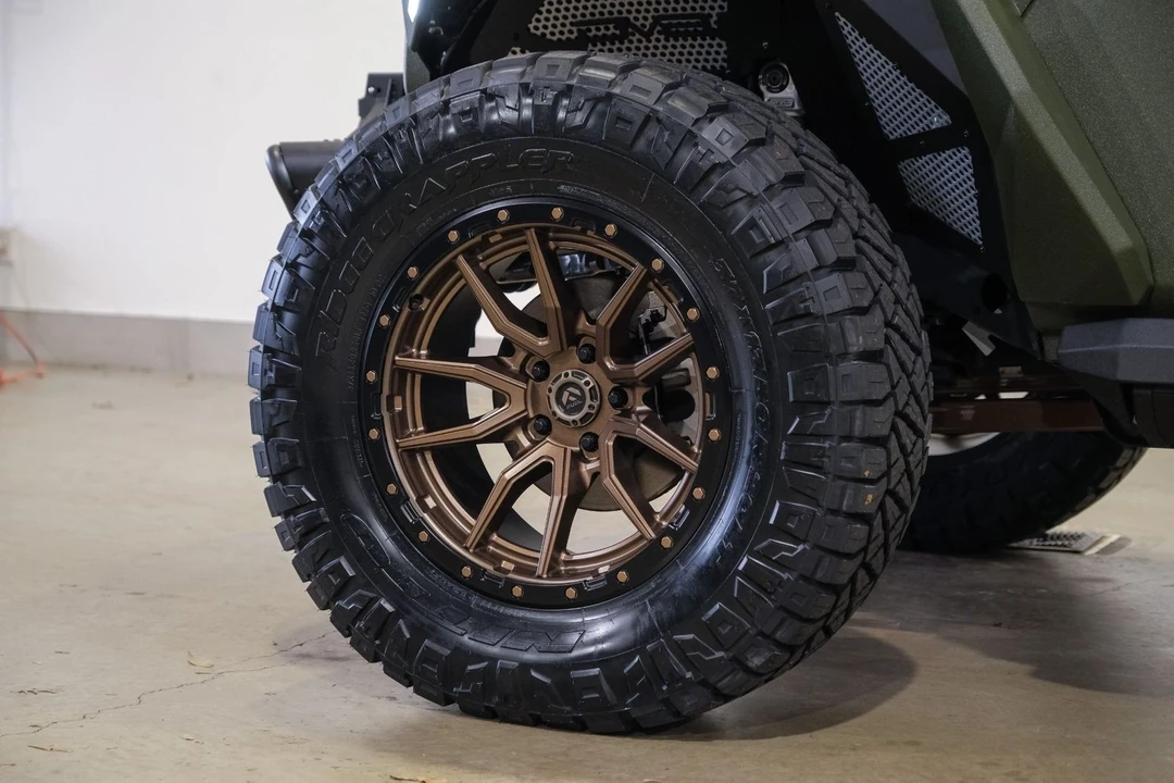 2024 Jeep JL Wrangler - Image 7 of 12