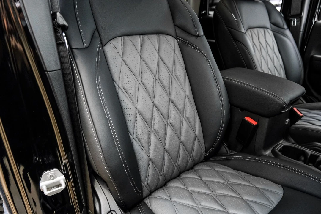 2024 Jeep JL Wrangler Rubicon 392 - Image 6 of 12