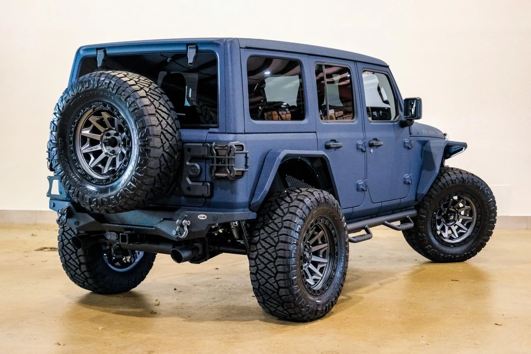 2024 Jeep JL Wrangler - Image 7 of 12
