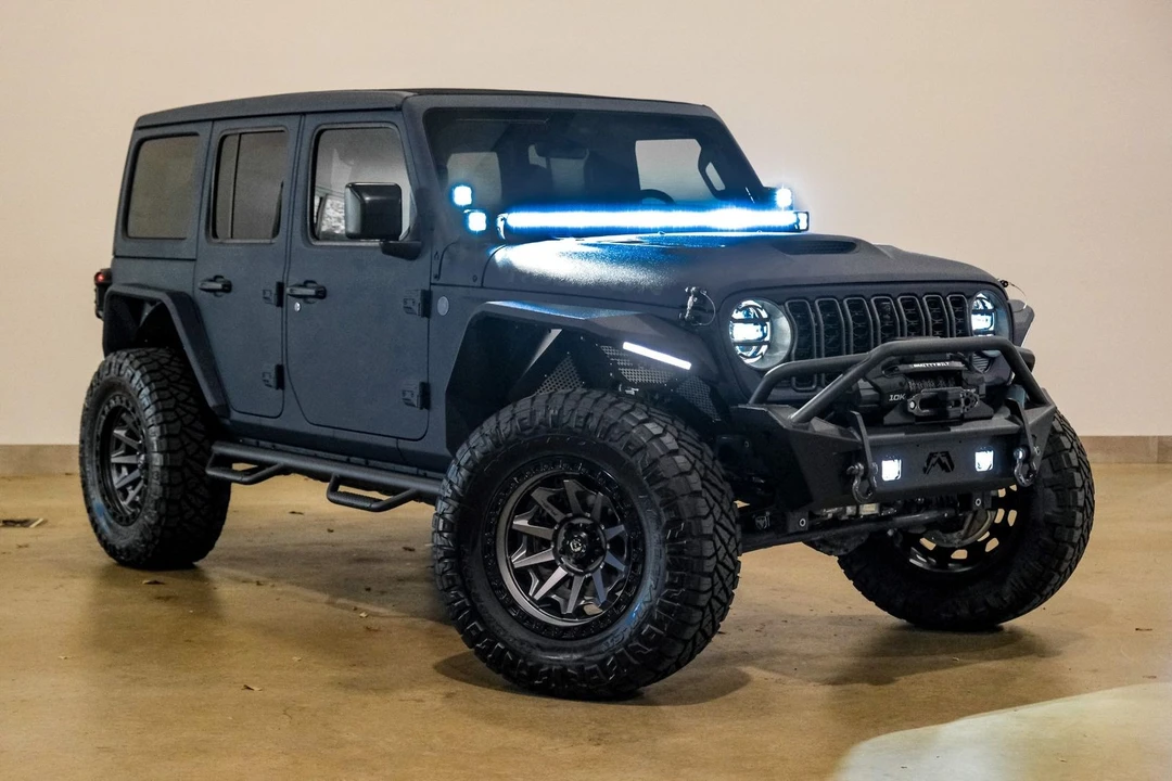 2024 Jeep JL Wrangler - Image 8 of 12