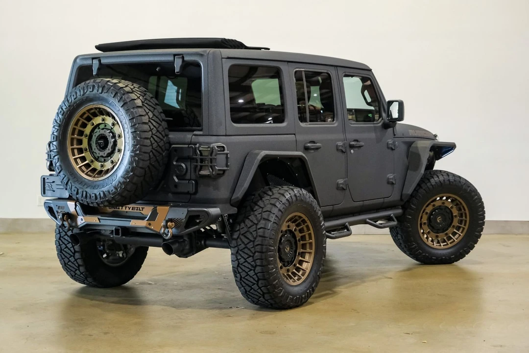 2024 Jeep JL Wrangler - Image 4 of 12