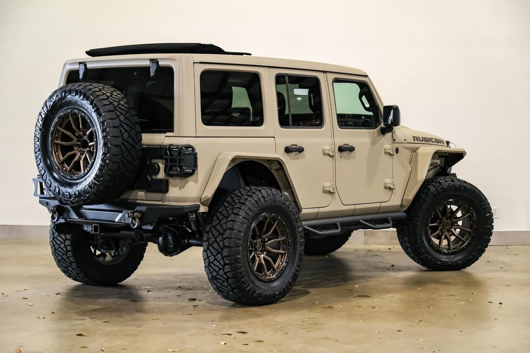 2024 Jeep JL Wrangler - Image 4 of 12