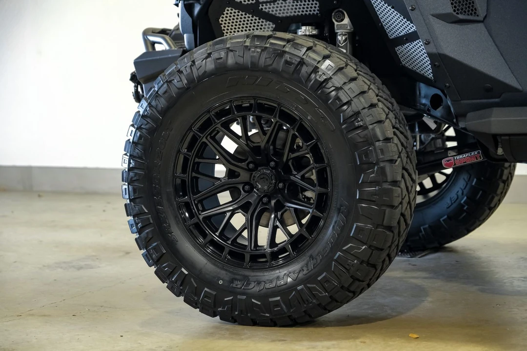 2024 Jeep JL Wrangler - Image 6 of 12