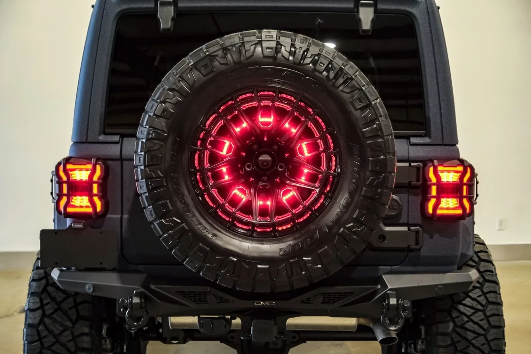 2024 Jeep JL Wrangler - Image 11 of 12