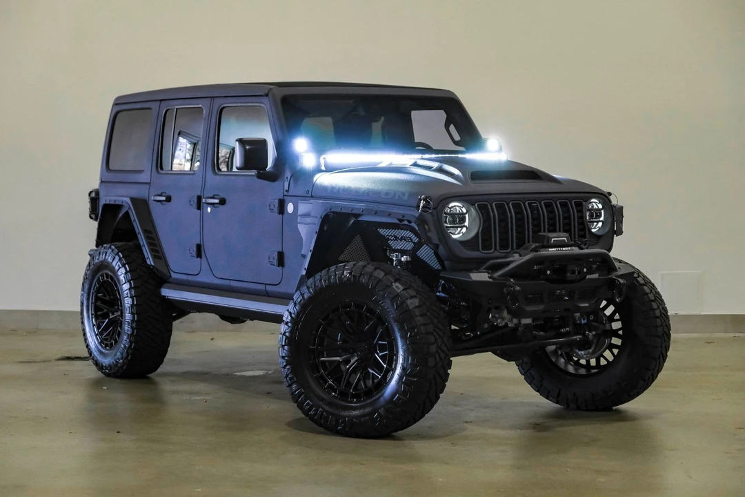 2024 Jeep JL Wrangler - Image 10 of 12