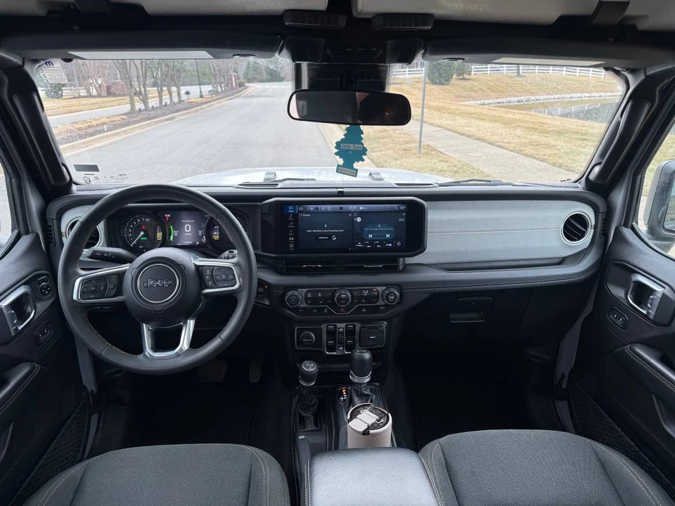 2024 Jeep JL Wrangler - Image 5 of 12