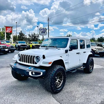 2024 Jeep Wrangler Unlimited Sahara