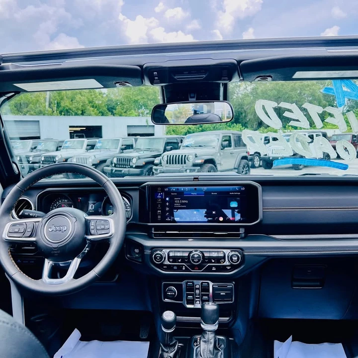 2024 Jeep JL Wrangler - Image 20 of 20