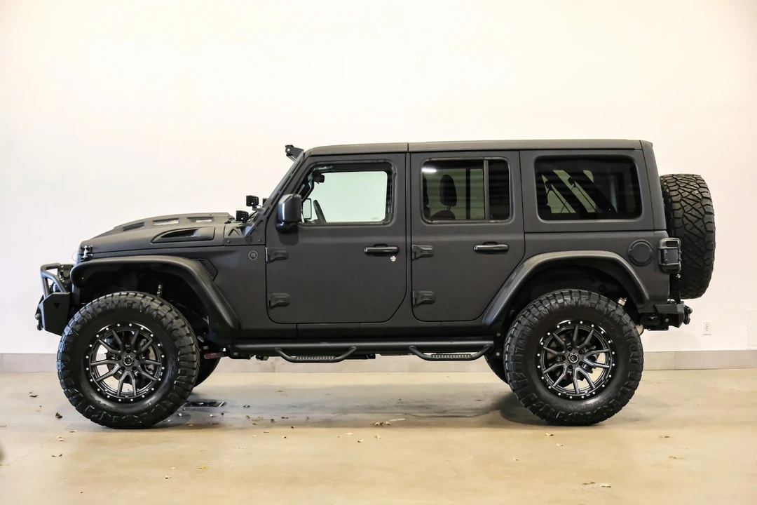 2024 Jeep JL Wrangler - Image 4 of 12