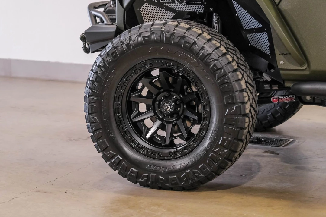 2024 Jeep JL Wrangler - Image 6 of 12
