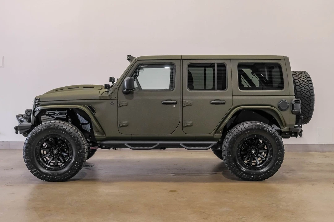 2024 Jeep JL Wrangler - Image 5 of 12