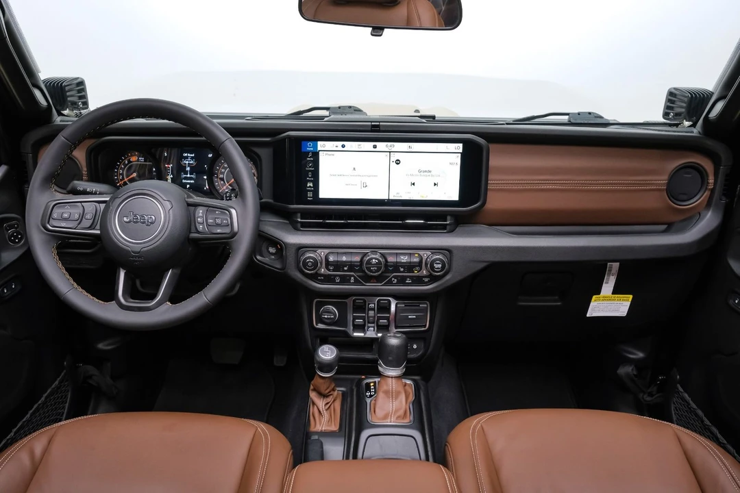 2024 Jeep JL Wrangler - Image 11 of 12