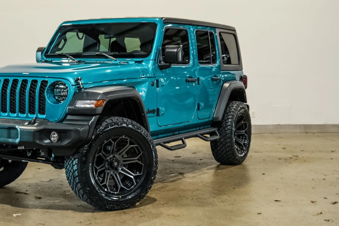 2024 Jeep JL Wrangler - Image 6 of 12