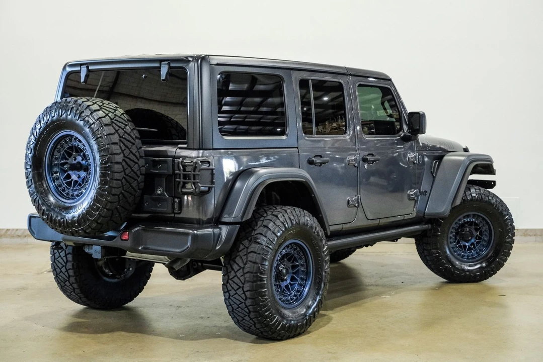 2024 Jeep JL Wrangler - Image 5 of 12