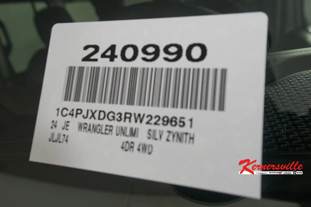 2024 Jeep JL Wrangler - Image 20 of 21