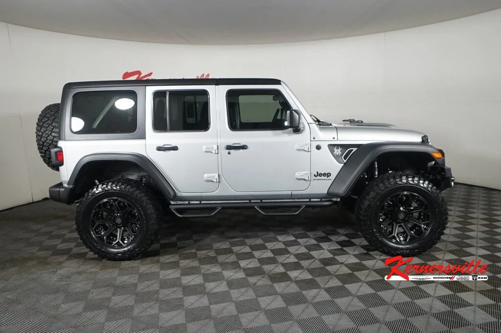 2024 Jeep JL Wrangler - Image 9 of 21