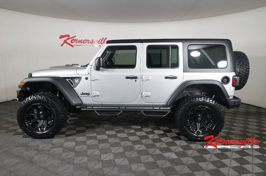 2024 Jeep JL Wrangler - Image 4 of 21