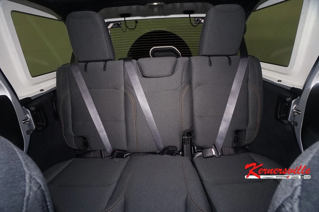 2024 Jeep JL Wrangler - Image 13 of 21