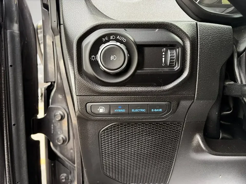 2024 Jeep JL Wrangler - Image 14 of 20