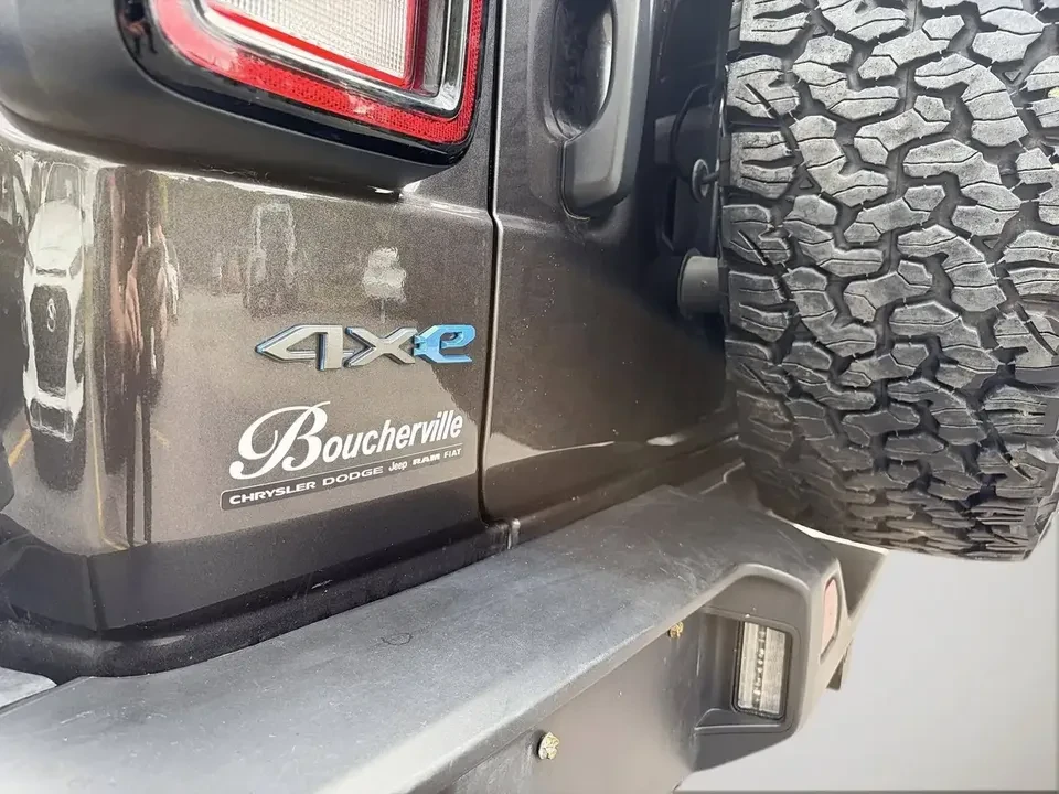 2024 Jeep JL Wrangler - Image 11 of 20