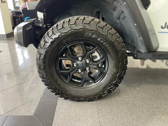2024 Jeep JL Wrangler - Image 20 of 31