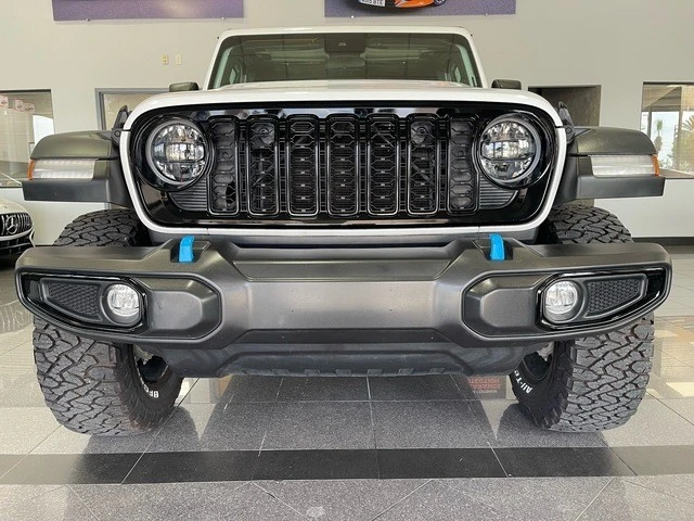 2024 Jeep JL Wrangler - Image 8 of 31