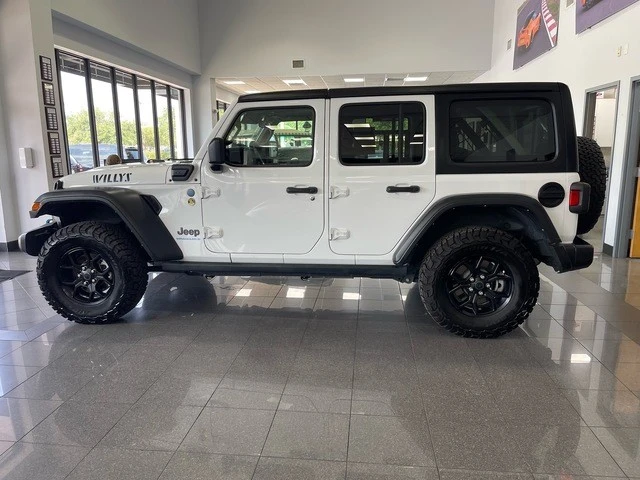 2024 Jeep JL Wrangler - Image 2 of 31
