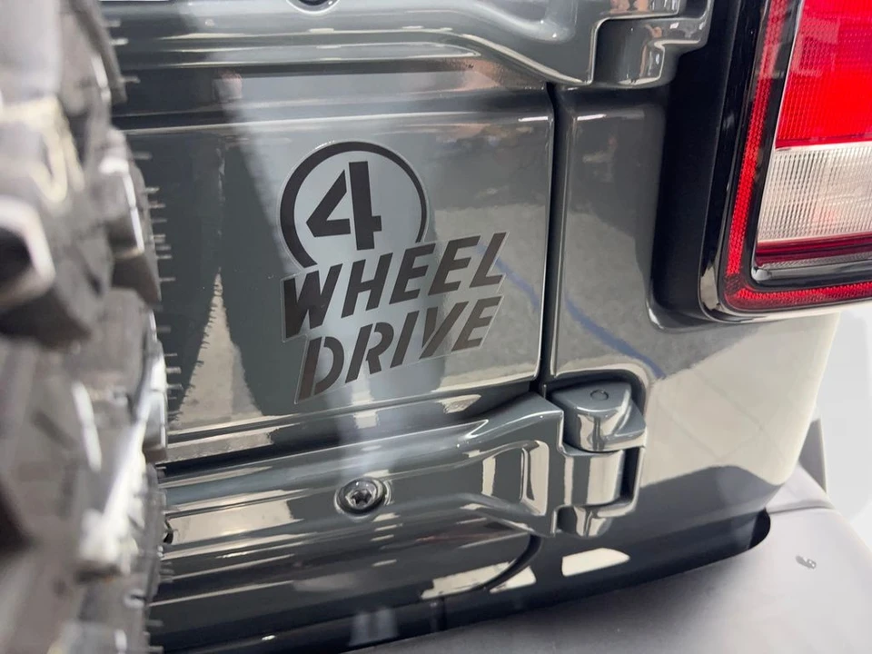 2024 Jeep JL Wrangler - Image 21 of 31