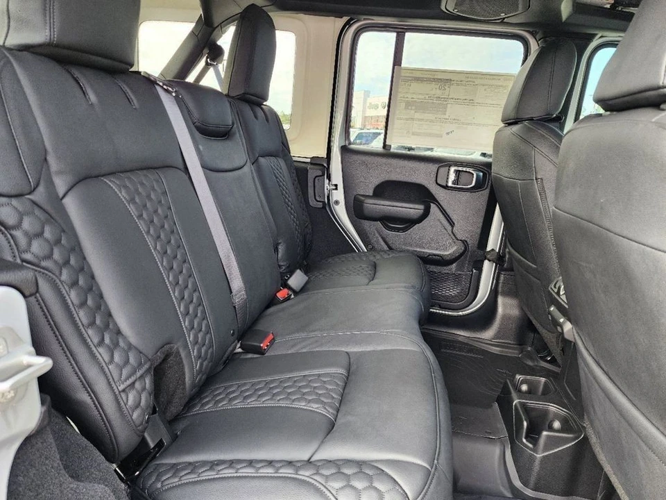 2024 Jeep JL Wrangler - Image 7 of 28