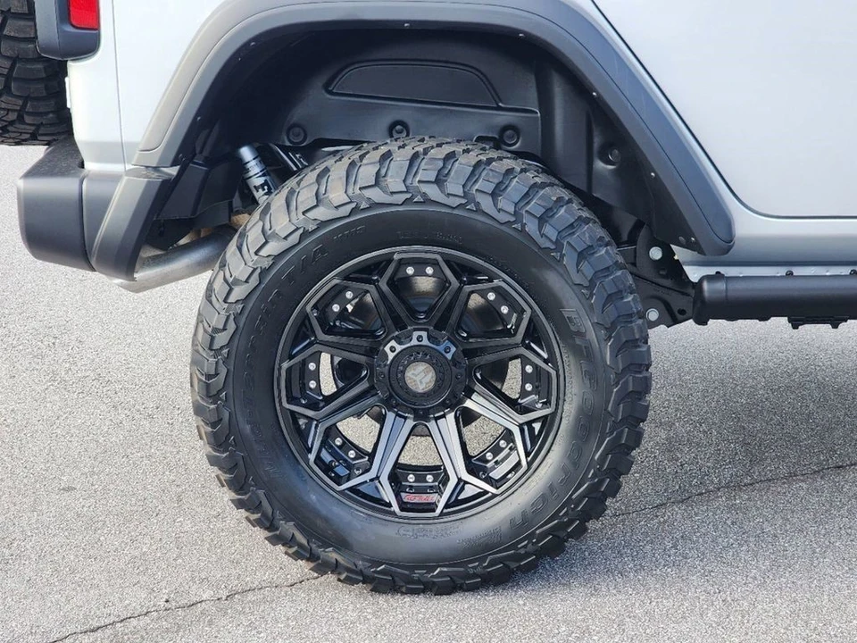 2024 Jeep JL Wrangler - Image 3 of 28