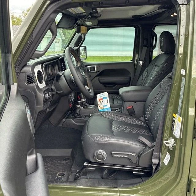 2024 Jeep JL Wrangler - Image 22 of 31