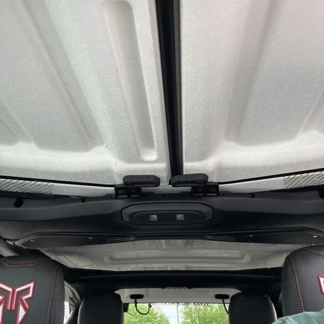 2024 Jeep JL Wrangler - Image 29 of 31