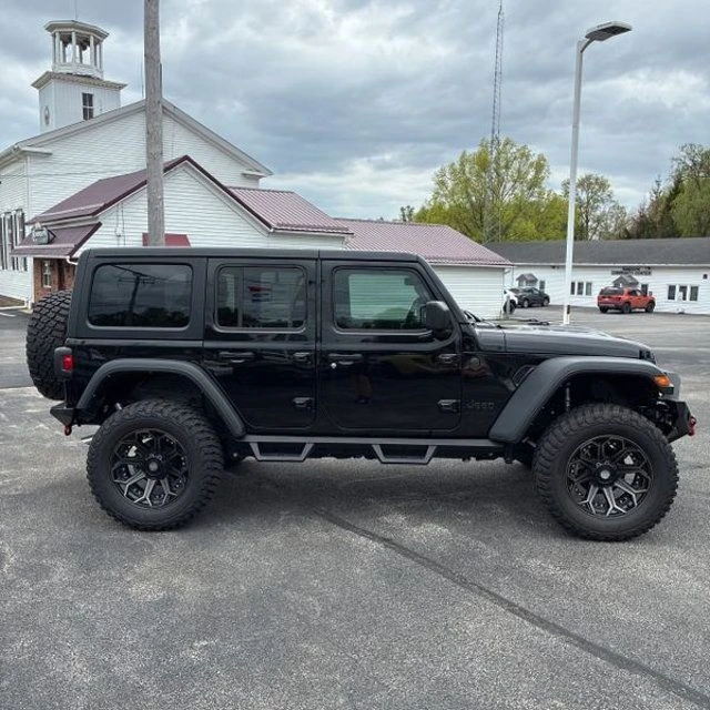 2024 Jeep JL Wrangler - Image 13 of 31