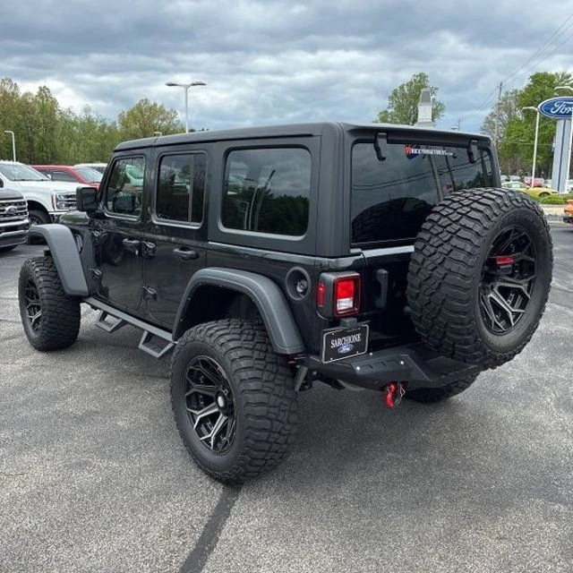 2024 Jeep JL Wrangler - Image 8 of 31