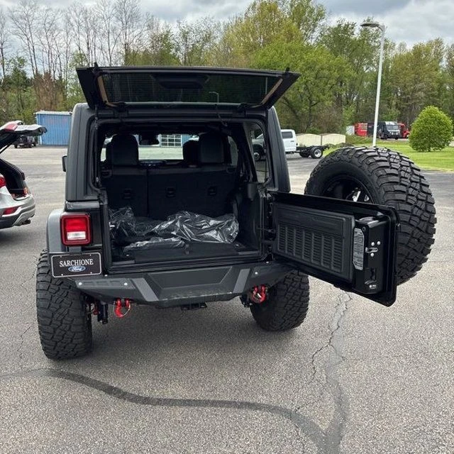 2024 Jeep JL Wrangler - Image 30 of 31