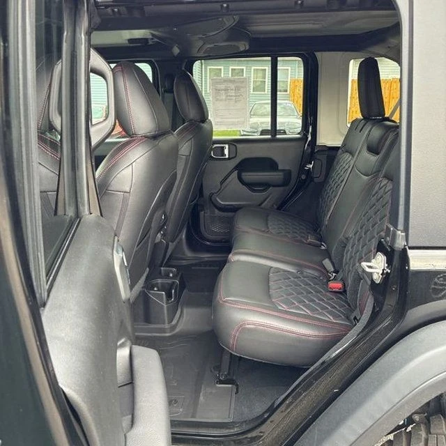 2024 Jeep JL Wrangler - Image 24 of 31