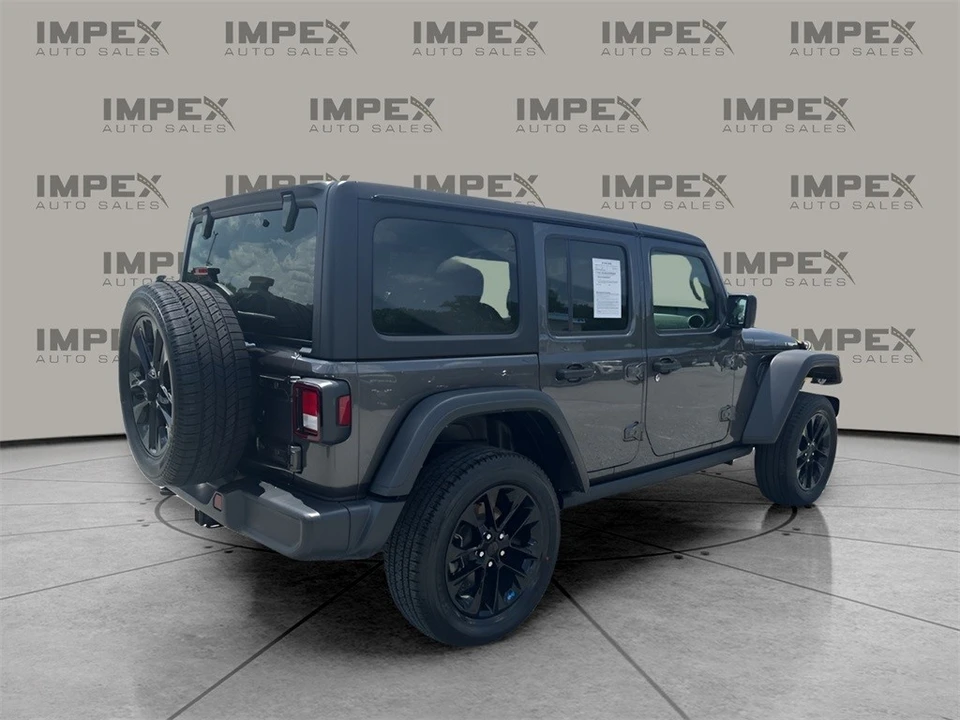 2024 Jeep JL Wrangler - Image 5 of 12